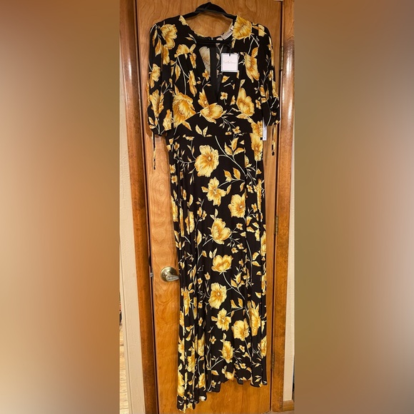 Premier Dresses & Skirts - Premier Black and Yellow Floral Maxi Dress